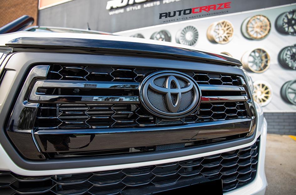 TOYOTA HILUX N80 4WD ARMORY MATTE BLACK